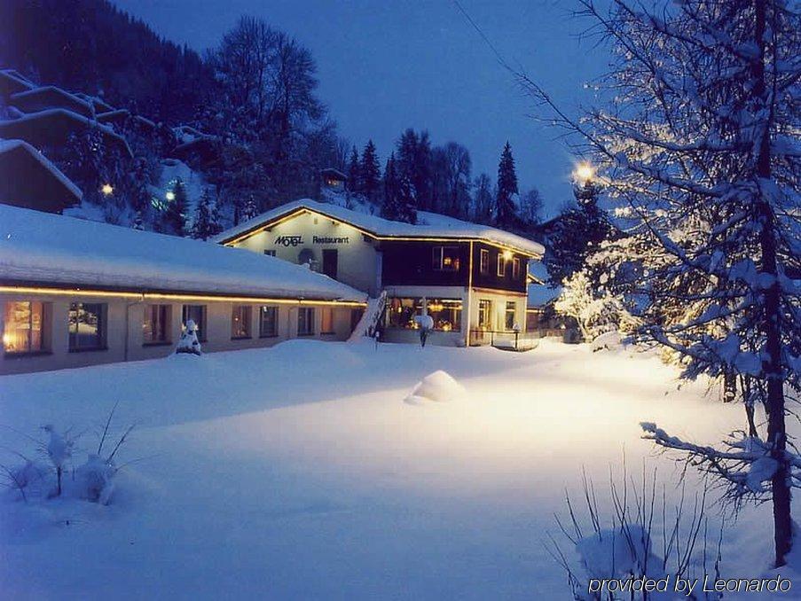 Vista Resort Hostel Zweisimmen Exterior foto