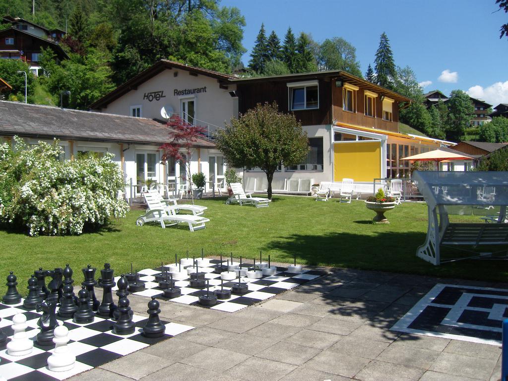 Vista Resort Hostel Zweisimmen Exterior foto