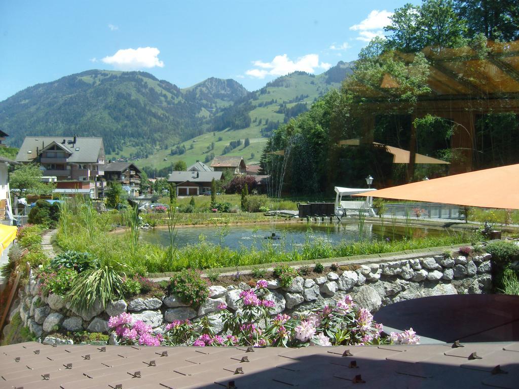 Vista Resort Hostel Zweisimmen Exterior foto